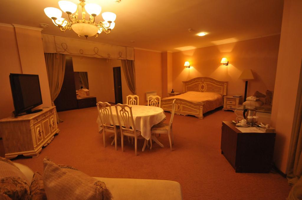 Golden Palace Hotel Aqtau Camera foto
